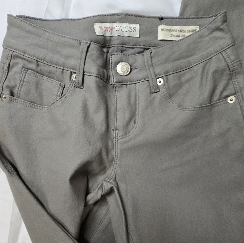 🌟Guess Y2K coated Grey Jeans Pants - Picture 4 of 5